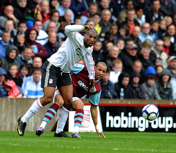 世界面前绽 世界面前绽